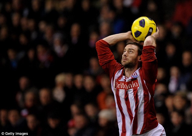 article-2524795-0BA1D72600000578-278_634x450